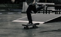 克利夫兰骑士惜败猛龙，米切尔空砍38分，系列赛1-3命悬一线。，克利夫兰米歇尔